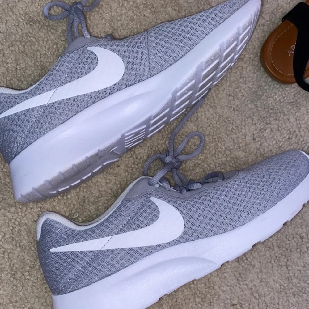 Size women’s 10 nike